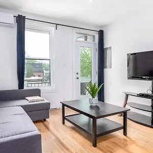 Aaa Location - Bright And Cozy Apartment